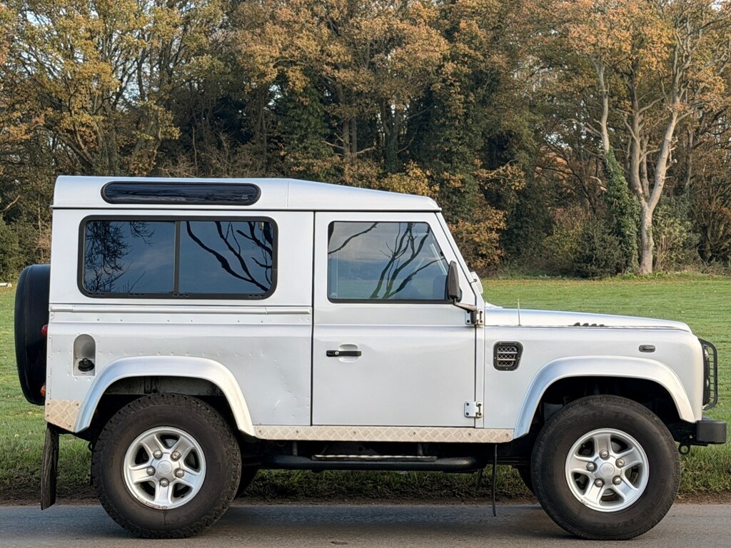 Land Rover Defender Grey #3