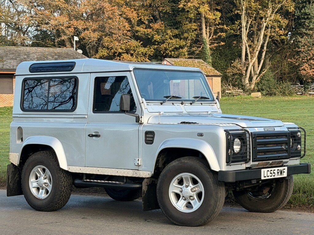 Land Rover Defender Grey #1