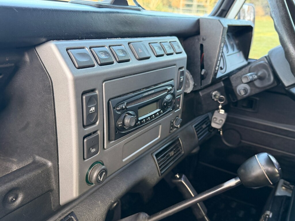Land Rover Defender Grey #13