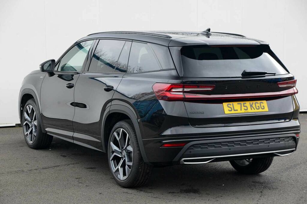 Skoda Kodiaq 1.5 Tsi E-tec Sportline Dsg 7 Seat SL75KGG Black #3