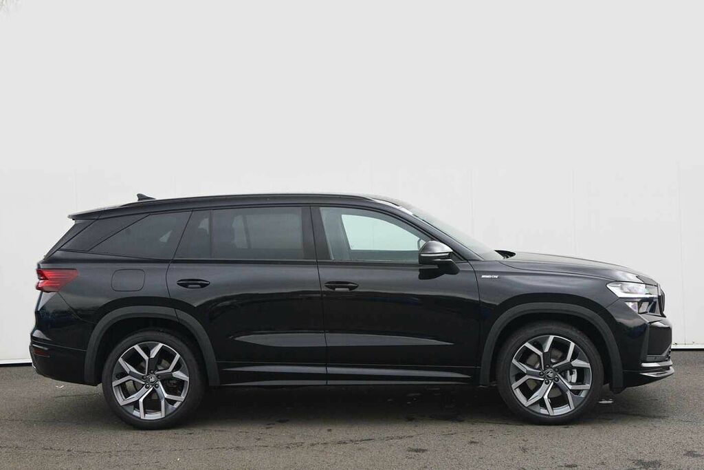 Skoda Kodiaq 1.5 Tsi E-tec Sportline Dsg 7 Seat SL75KGG Black #4