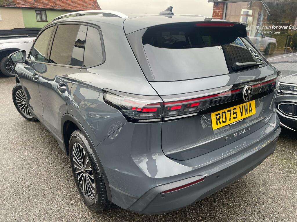 Volkswagen Tiguan 1.5 Tsi Ehybrid 19.7Kwh Match Suv Plug- RO75VWA Grey #2