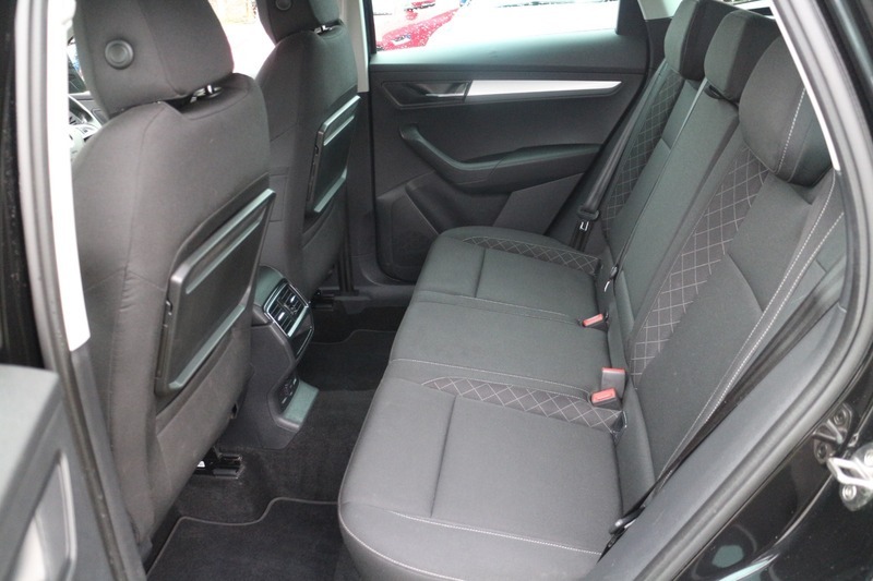 Skoda Karoq Se Nav Plus BA18KMF Black #6