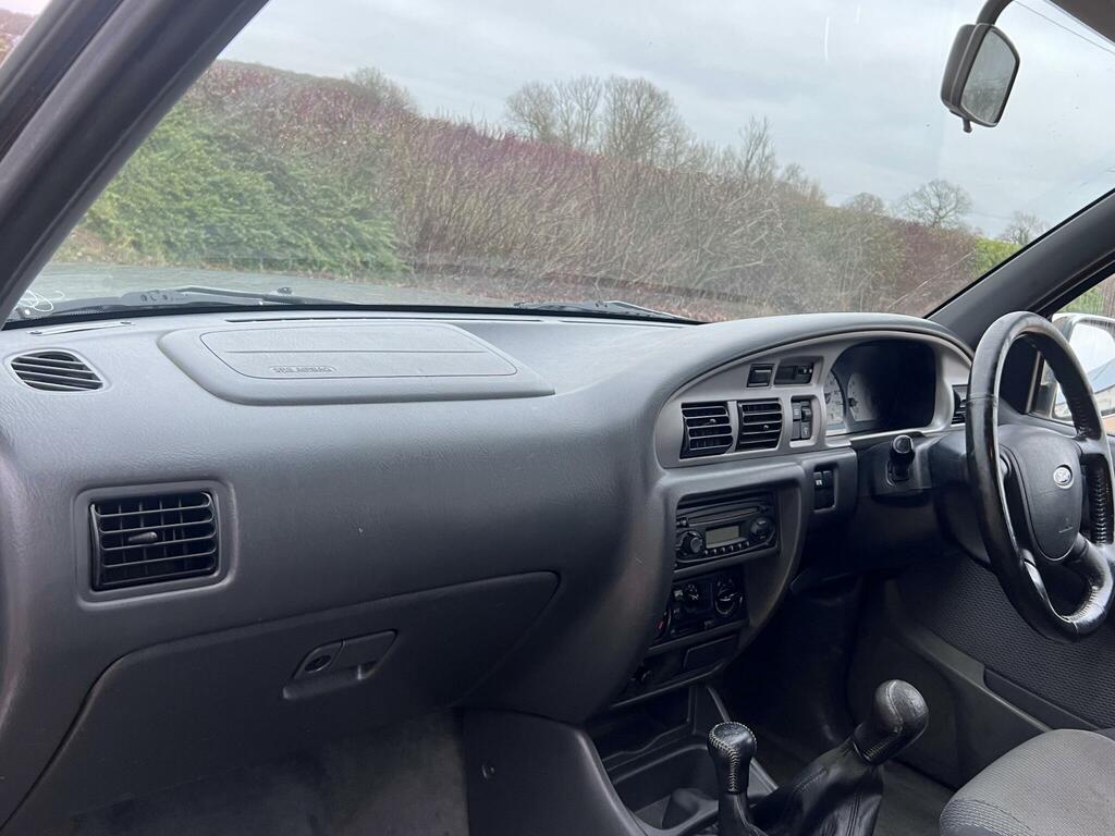 Ford Ranger 2.5 Ranger Xlt Thunder 4Wd - 2005 05 Grey #37