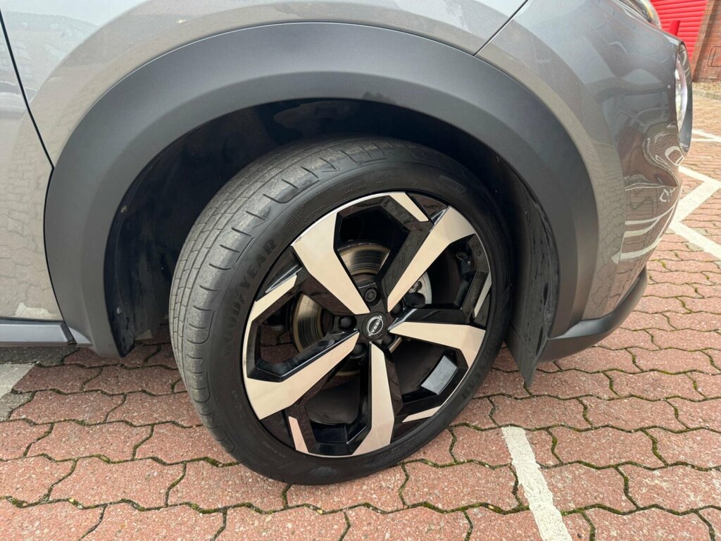 Nissan Juke 1.6 Tekna Euro 6 LF22GVT #2