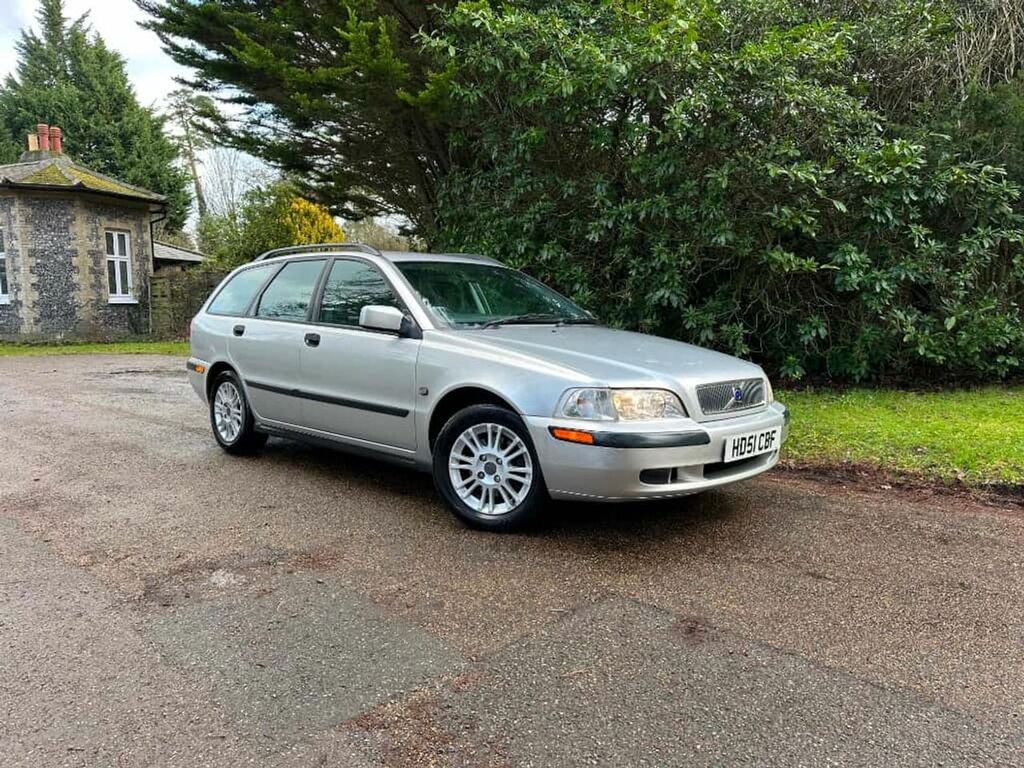 Volvo V40 S V40 Silver #1
