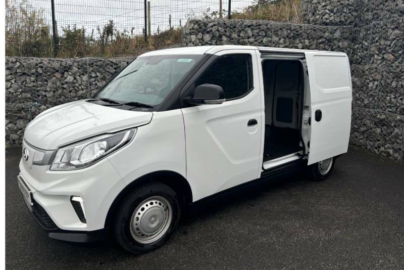Maxus  2.0 D20 Lwb Van White #13