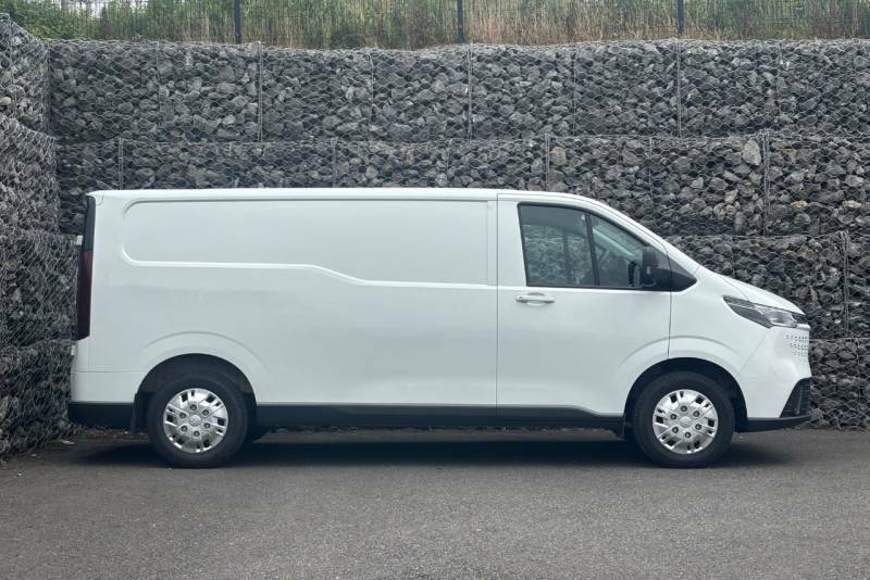 Maxus  Mpv White #5