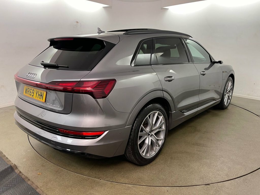 Audi E-tron Suv WR69YHN Grey #5