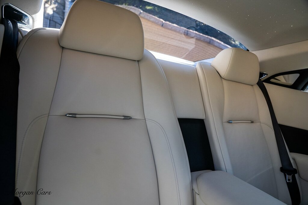 Rolls-Royce Wraith V12 Black #59