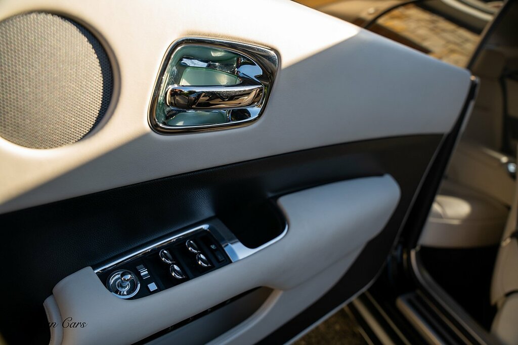 Rolls-Royce Wraith V12 Black #54