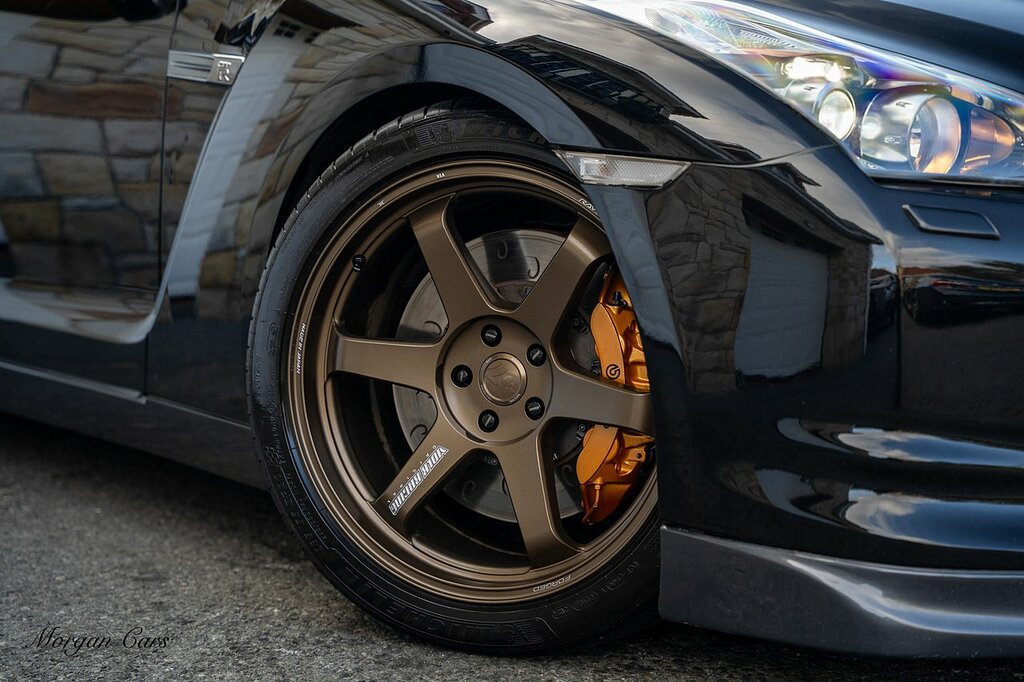 Nissan GT-R Coupe White #22