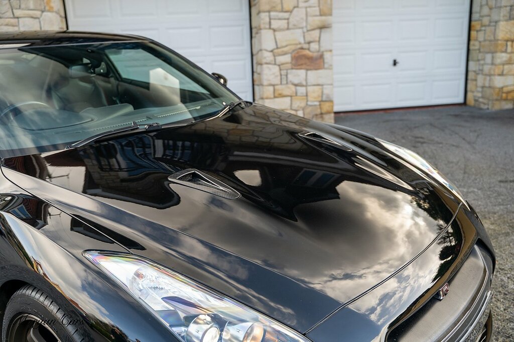 Nissan GT-R Coupe White #5