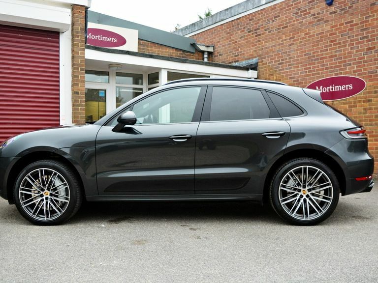 Porsche Macan Turbo Pdk EF69OVR Grey #6