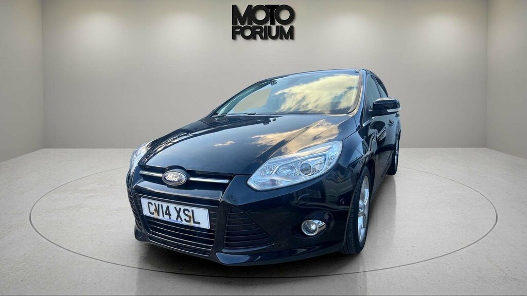 Ford Focus Hatchback 1.6 Tdci Titanium X Euro 5 Ss 20 CV14XSL Black #2