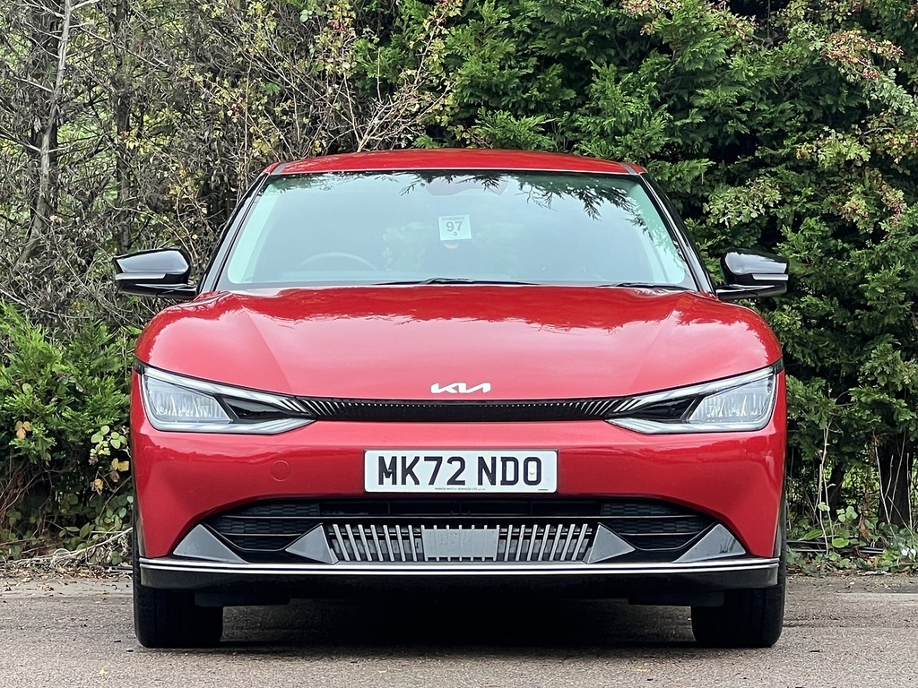 Kia EV6 77.4Kwh Air Hatchback 225 Bhp MK72NDO Red #4