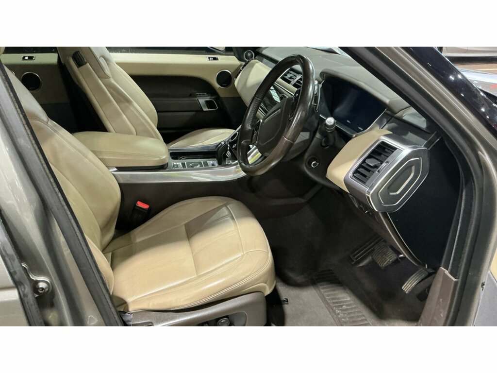 Land Rover Range Rover Sport Sd V6 Hse AJ67NND Silver #3