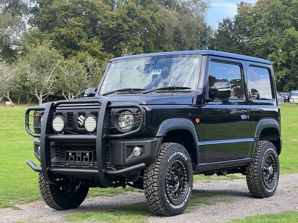 Suzuki Jimny Suv #3