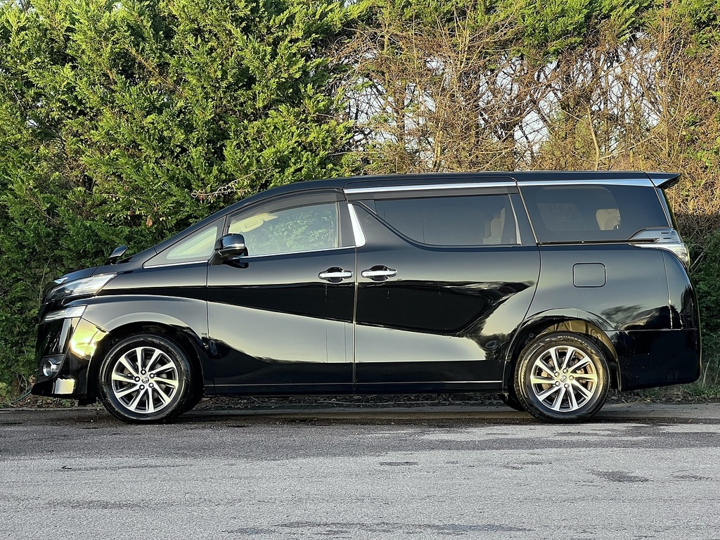Toyota Vellfire 2.5X #5