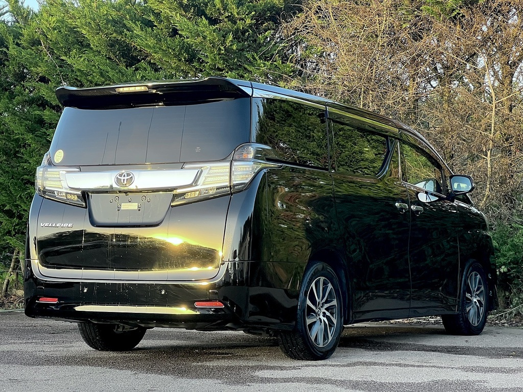 Toyota Vellfire 2.5X #6