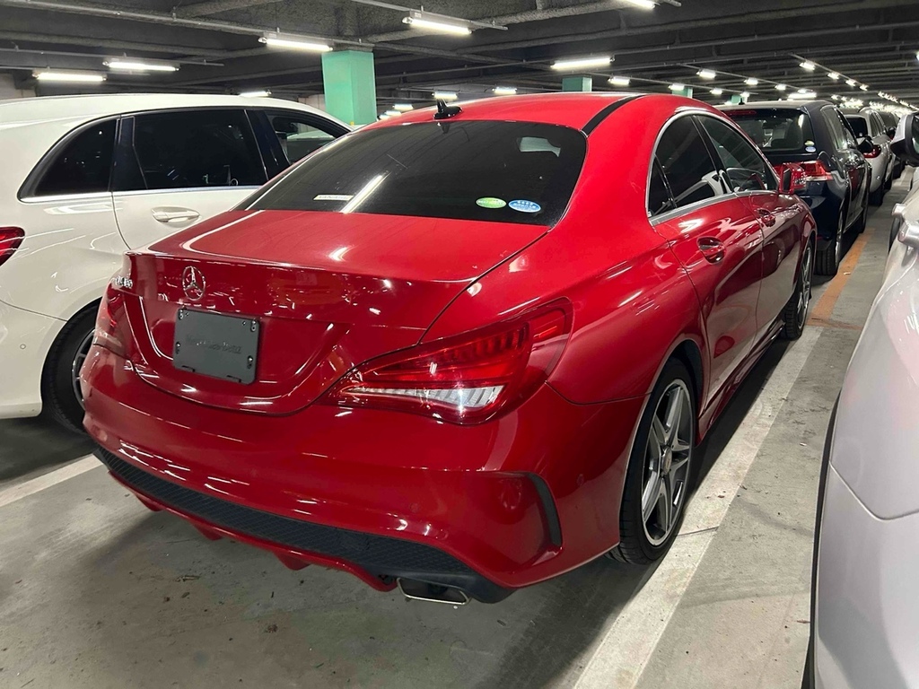 Mercedes-Benz CLA Class Cla180 Amg Sport  #4