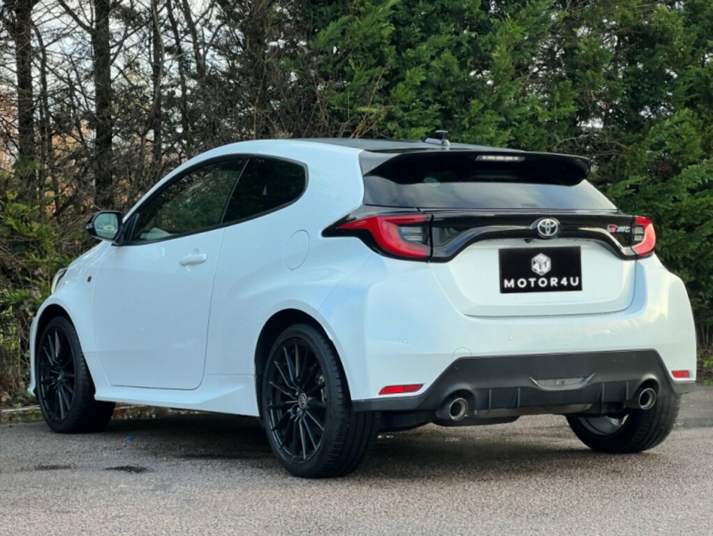 Toyota Yaris Gr Sport GN21FHU #6