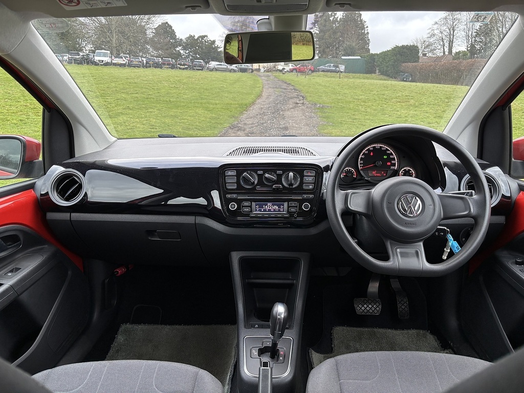 Volkswagen Up Move Up 