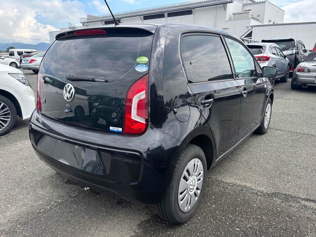 Volkswagen Up 5d #5