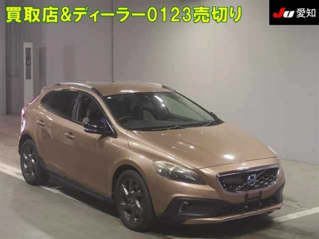 Volvo V40 Cross Country T5 Cross Country Lux Nav Awd Gold #2
