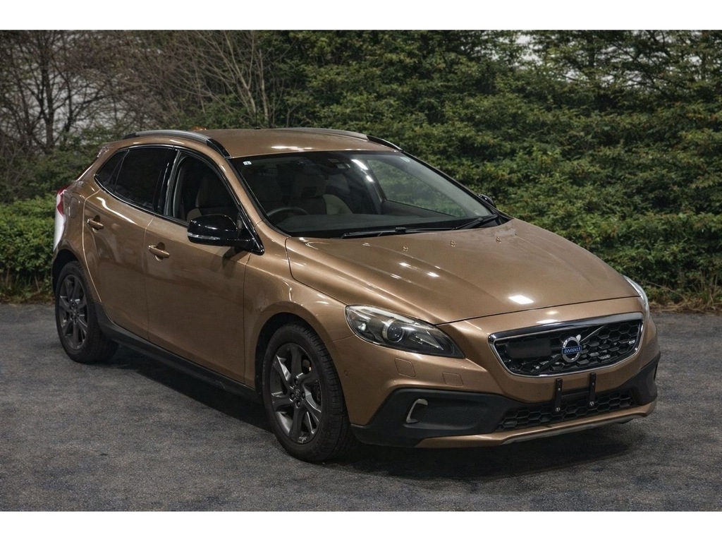 Volvo V40 Cross Country T5 Cross Country Lux Nav Awd Gold