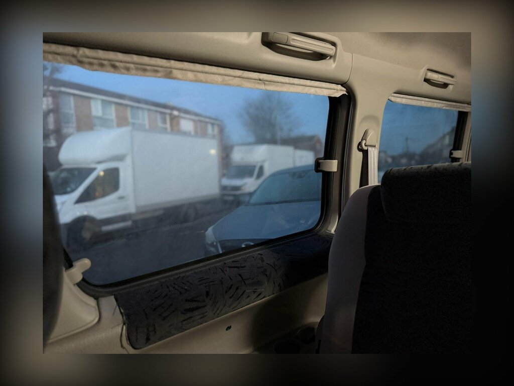 Mazda Bongo Mpv 202121 White #26
