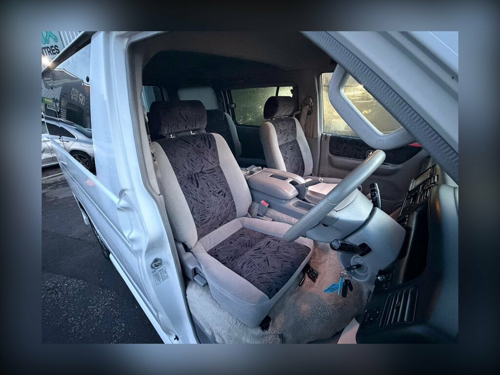 Mazda Bongo Mpv 202121 White #14