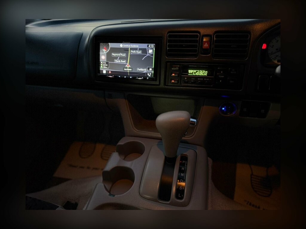 Mazda Bongo Mpv 202121 White #21