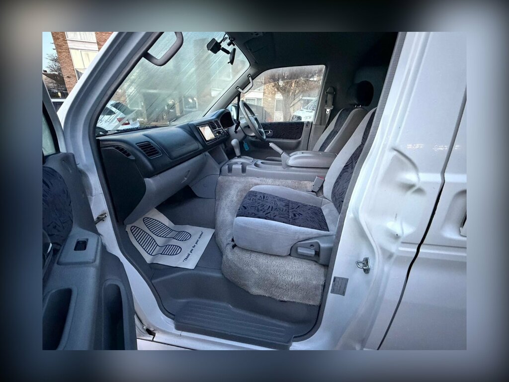 Mazda Bongo Mpv 202121 White #16