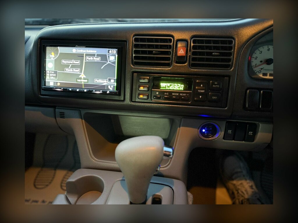 Mazda Bongo Mpv 202121 White #22