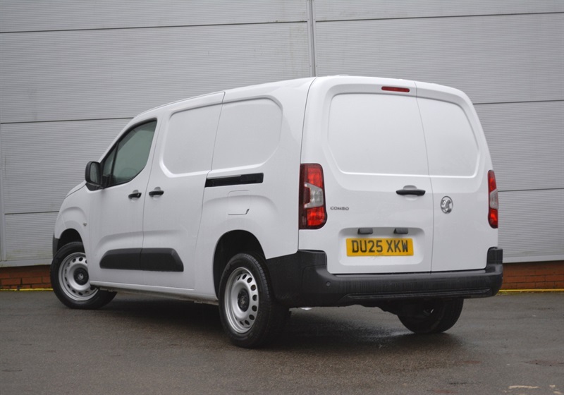 Vauxhall Combo 1.5 Turbo D 2300 Prime XL Crew Van Double Cab 6Dr White #3