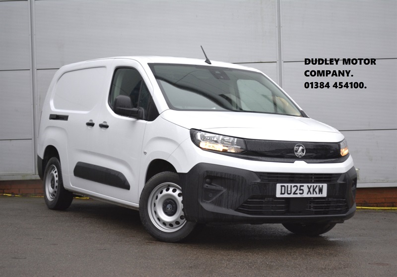 Vauxhall Combo 1.5 Turbo D 2300 Prime XL Crew Van Double Cab 6Dr White