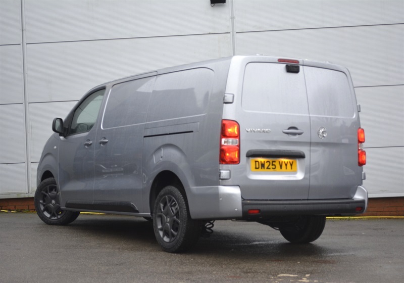 Vauxhall Vivaro 1.5 Turbo D Pro XL Panel Van 6Dr Lwb Grey #3