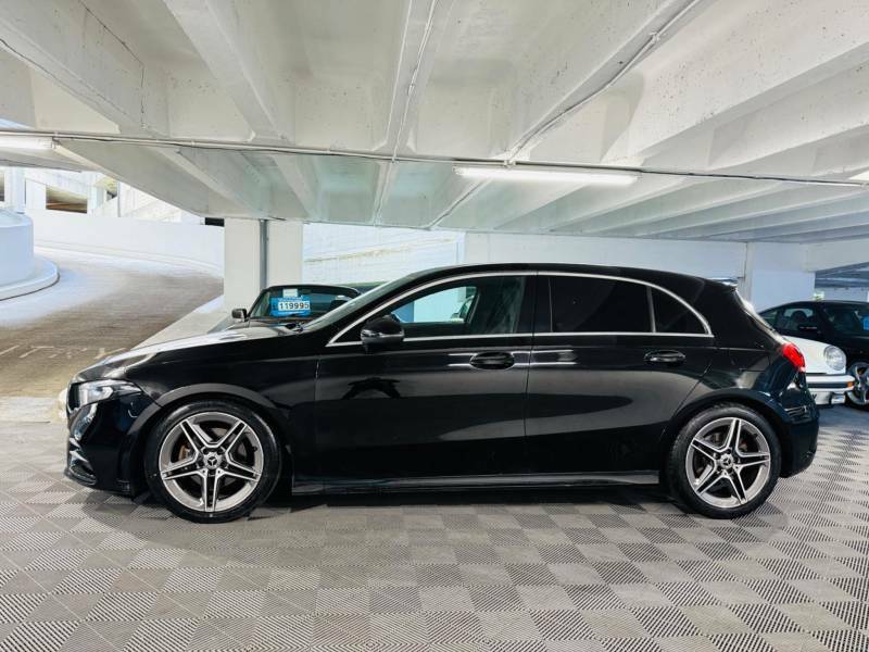 Mercedes-Benz A Class A200 Amg Line - 2018 68 GU68XUO Black #2