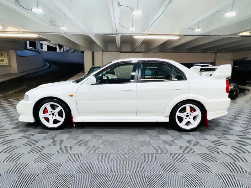 Mitsubishi Lancer Saloon Evo 7 Gsr Jdm 2018 White #2