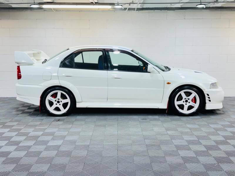 Mitsubishi Lancer Saloon Evo 7 Gsr Jdm 2018 White #5