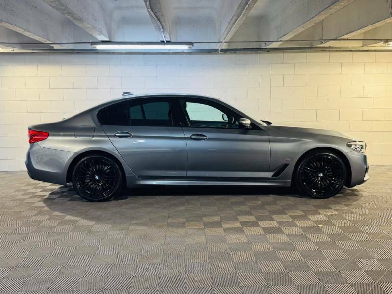 BMW 5 Series 530E M Sport - 2019 69 YB69UPM Blue #5