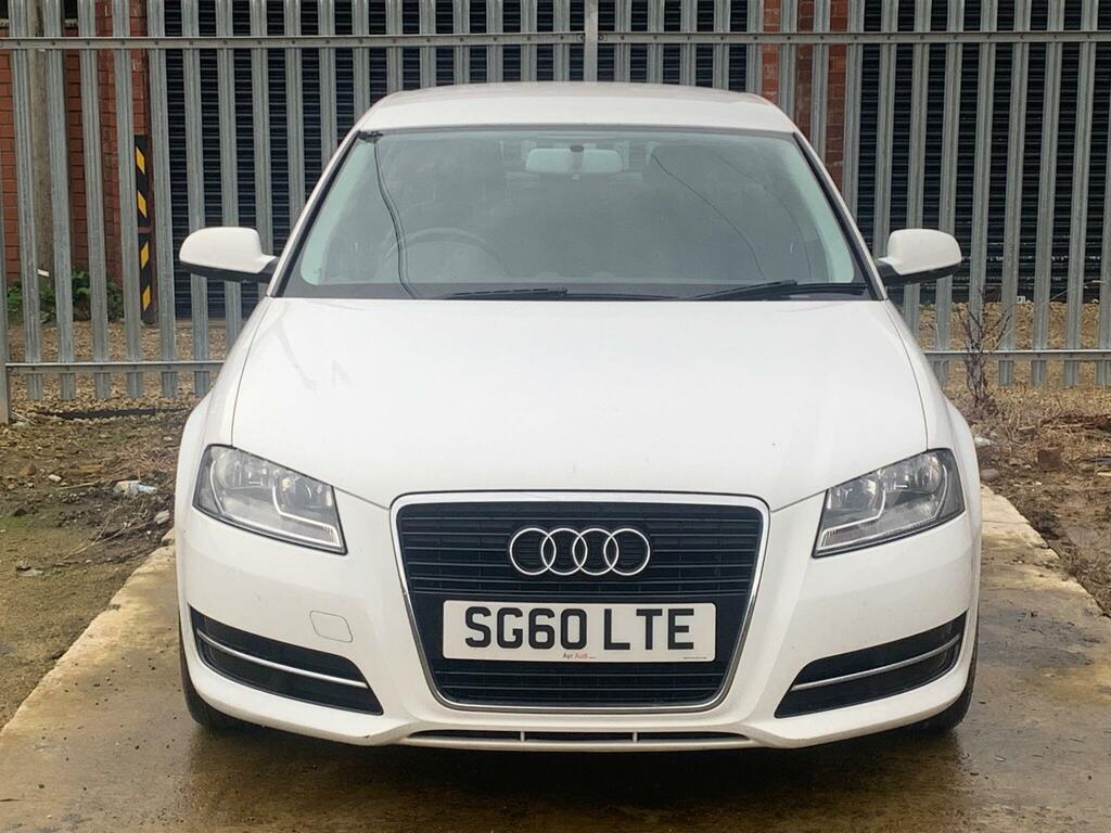 Audi A3 1.6 Technik Sportback Euro 5 SG60LTE White #2