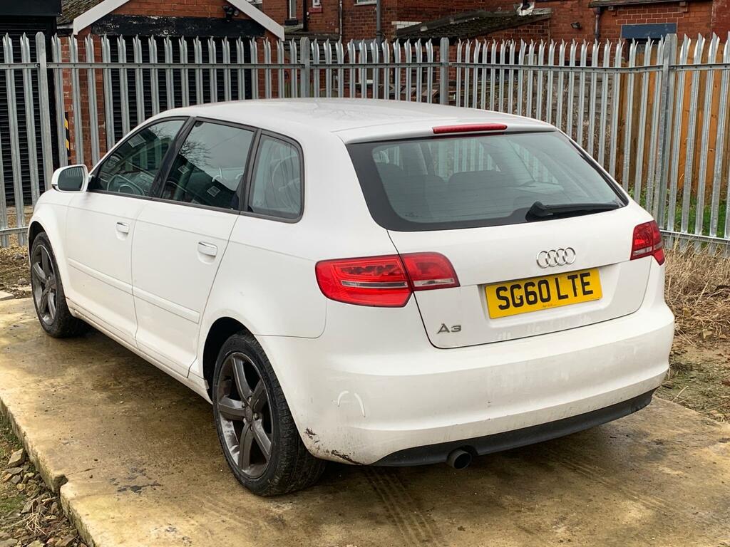 Audi A3 1.6 Technik Sportback Euro 5 SG60LTE White #4