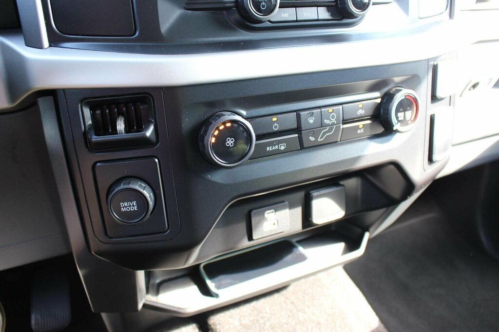 Ford F-150 Xlt 5.0L V8 4Wd Long Bed Silver #71