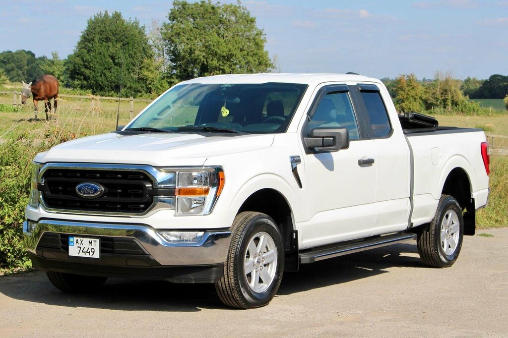 Ford F-150 3.3L V6 Xlt Super Cab White