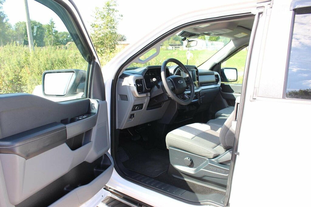 Ford F-150 Xlt 5.0L V8 4Wd Long Bed Silver #37