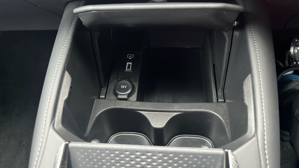 DS DS 4 Crossback 1.5L Performance Line Black #23