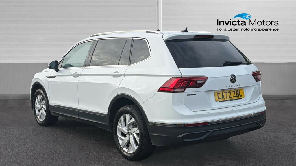 Volkswagen Tiguan Life CA72ZBL White #5