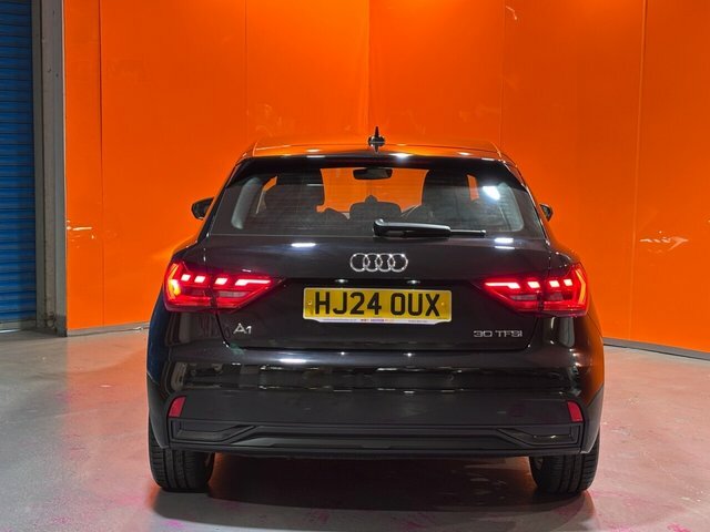 Audi A1 1.0 Tfsi 30 Sport Sportback S Tronic Eu HJ24OUX Black #4